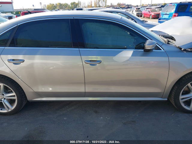1VWBS7A34EC049743 Volkswagen Passat 1.8t Se