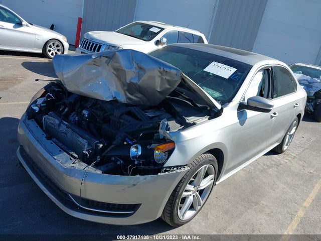 1VWBS7A34EC049743 Volkswagen Passat 1.8t Se