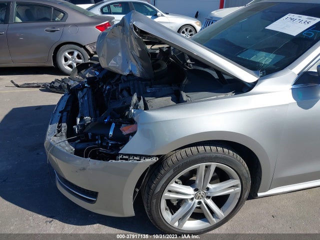 1VWBS7A34EC049743 Volkswagen Passat 1.8t Se