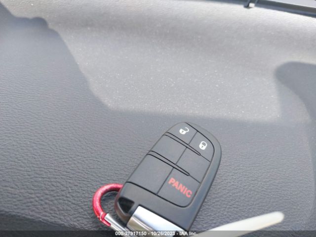 1C4RDHAG4EC338951 Dodge Durango Sxt