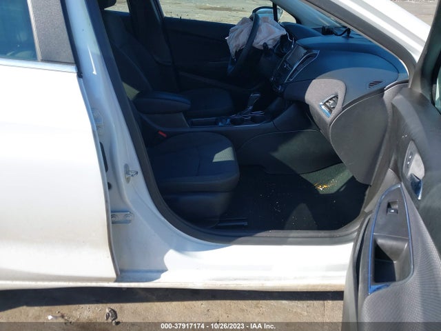 Chevrolet Cruze Lt Auto 2018 1G1BE5SM8J7196004 Image 5