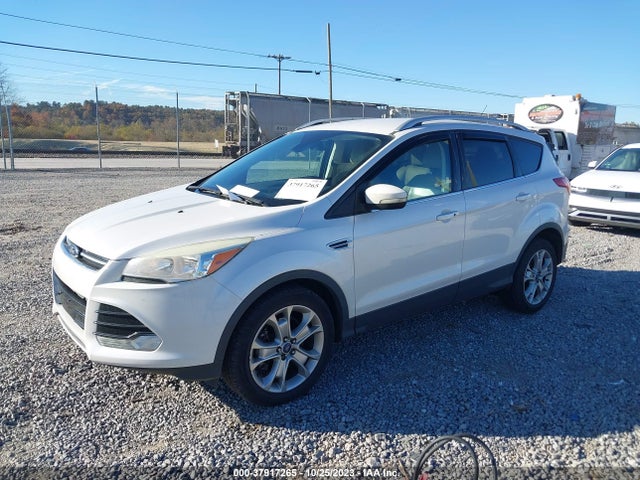 Ford Escape Titanium 2015 1FMCU9J92FUC29134 Image 2