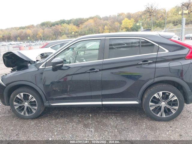 JA4AT5AA9JZ039323 Mitsubishi Eclipse Cross Se