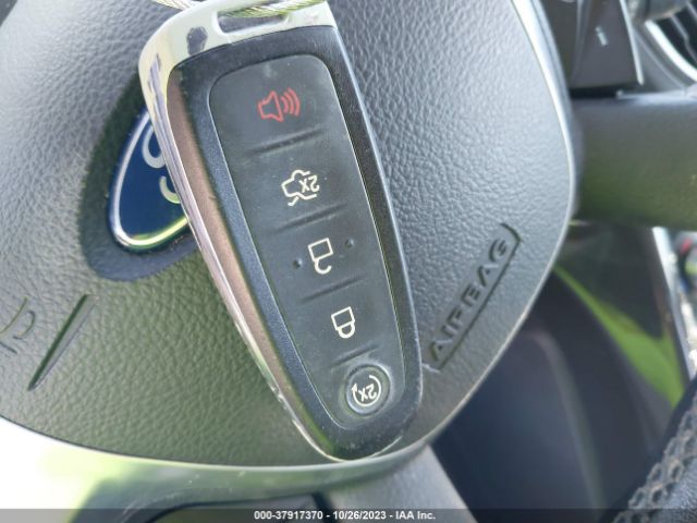 1FMCU9J95EUC10608 Ford Escape Titanium