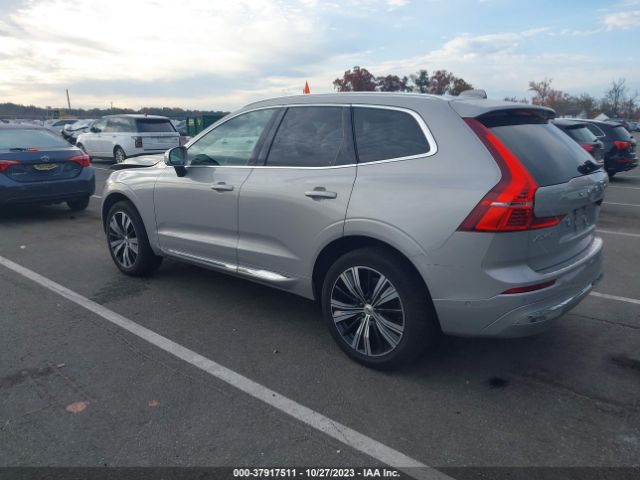 2022 VOLVO XC60 YV4062RL8N1074479 Photo 2