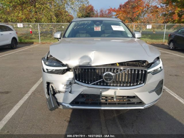 2022 VOLVO XC60 YV4062RL8N1074479 Photo 5