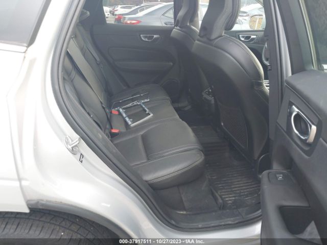 2022 VOLVO XC60 YV4062RL8N1074479 Photo 7