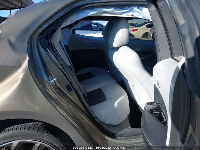 Toyota Corolla Hatchback Xse 2019 JTNK4RBE5K3002785 Image 8