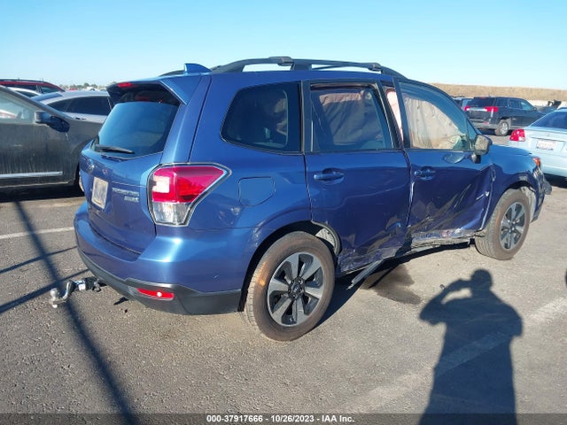 Subaru Forester 2.5i Premium 2017 JF2SJAEC4HH809112 Image 4