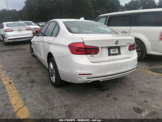 37917679 :رقم المزاد ، WBA8B9G32HNU53856 vin ، 2017 Bmw 330i مزاد بيع