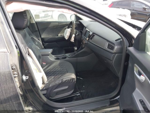 KNDCB3LCXK5291501 KIA NIRO LX