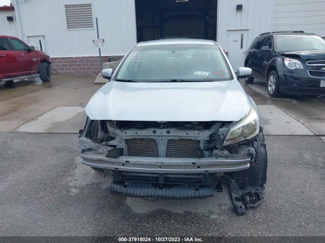 2015 Subaru Legacy 2.5i Premium მანქანა იყიდება აუქციონზე, vin: 4S3BNAC62F3040278, აუქციონის ნომერი: 37918024