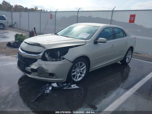 Chevrolet MALIBU 1LT 2015 1G11C5SL3FF281578 Image 2