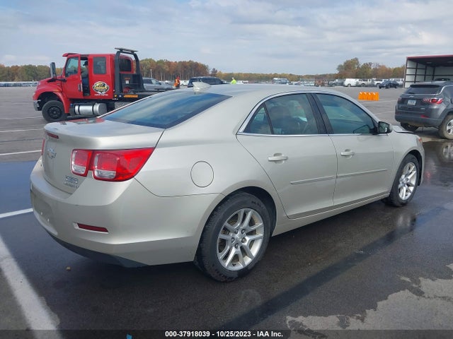 Chevrolet MALIBU 1LT 2015 1G11C5SL3FF281578 Image 4