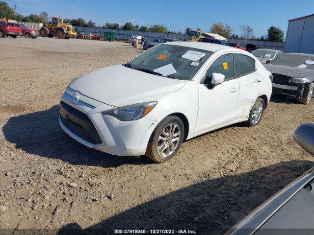 3MYDLBYVXJY317197 Toyota YARIS IA