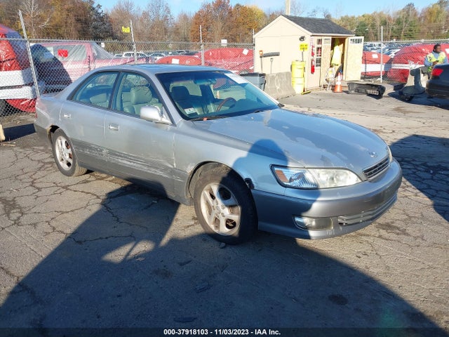 2001 LEXUS ES 300 VIN: JT8BF28G810310112
