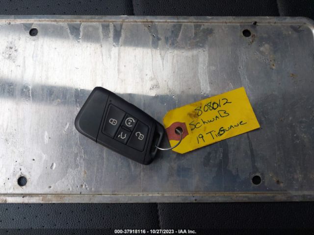 2019 VOLKSWAGEN TIGUAN 3VV2B7AX5KM165356 Photo 10