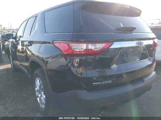 Chevrolet Traverse Ls 2019 1GNERFKW4KJ254394 Image 3