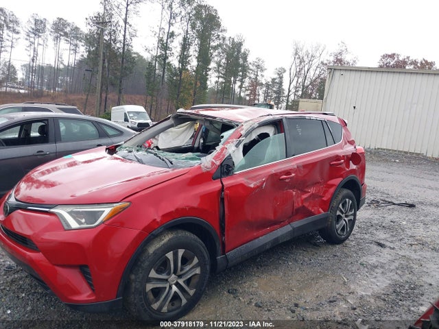 Toyota RAV4 LE 2017 2T3ZFREV6HW335043 Image 6