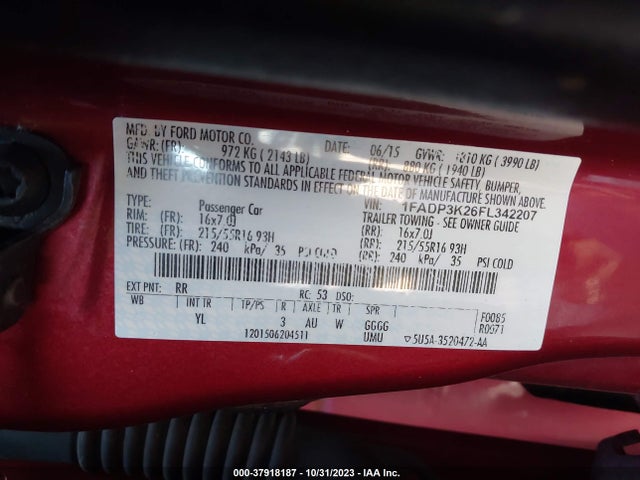2015 FORD FOCUS SE VIN: 1FADP3K26FL342207