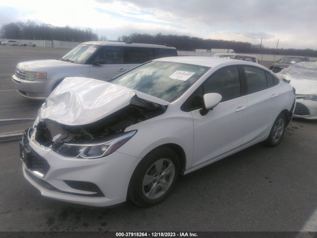 Chevrolet Cruze Ls Auto 2018 1G1BC5SM8J7127450 Image 2