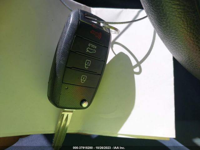 3KPFK4A74HE015756 KIA FORTE LX