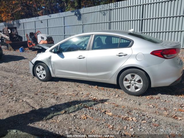 3KPFK4A74HE015756 KIA FORTE LX