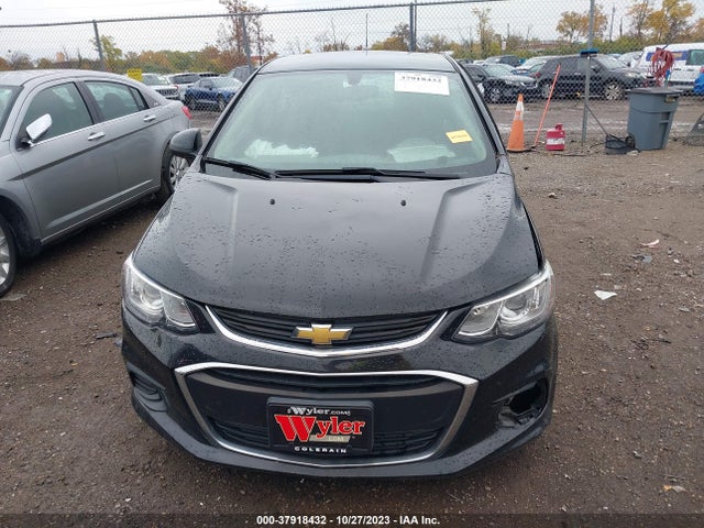 Chevrolet Sonic Ls Auto 2017 1G1JB5SH7H4135942 Image 12