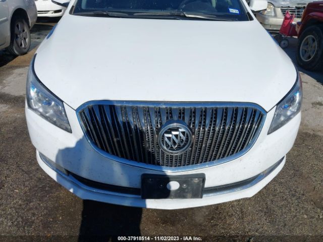 1G4GB5G38GF169319 Buick Lacrosse Leather