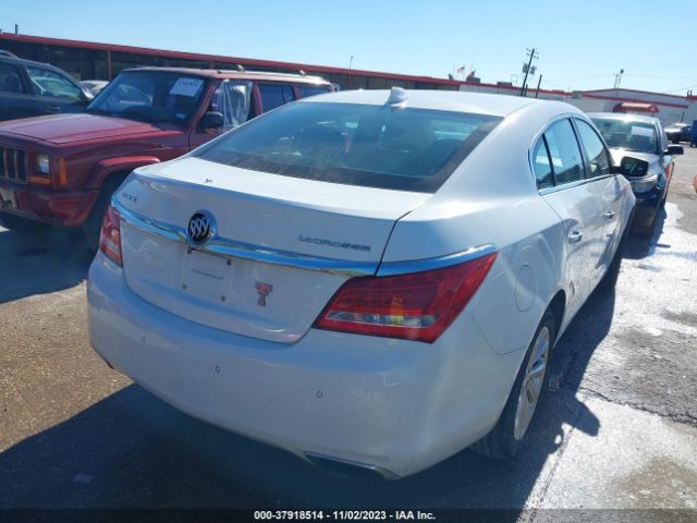 1G4GB5G38GF169319 Buick Lacrosse Leather