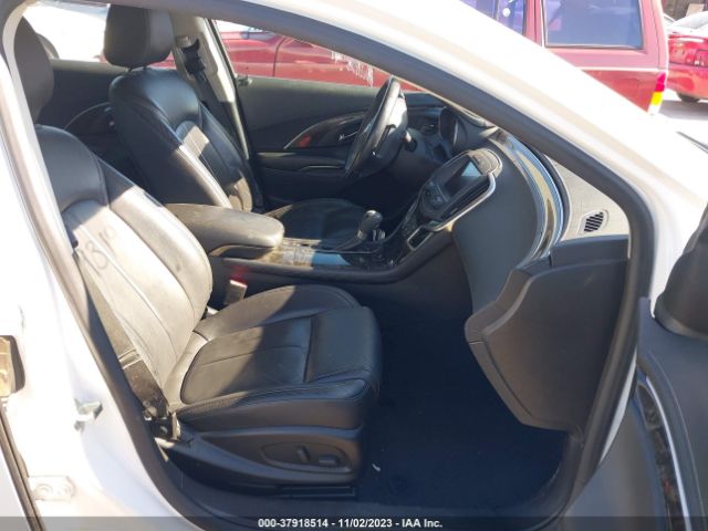 1G4GB5G38GF169319 Buick Lacrosse Leather