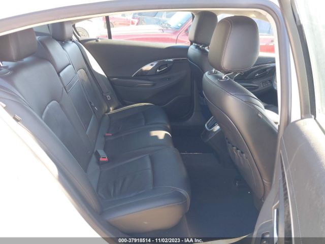 1G4GB5G38GF169319 Buick Lacrosse Leather