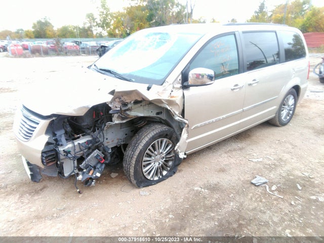 2C4RC1CG9ER373631 Chrysler Town & Country Touring-l