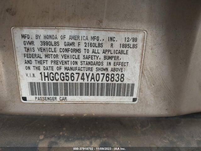 2000 HONDA ACCORD SDN SE VIN: 1HGCG5674YA076838