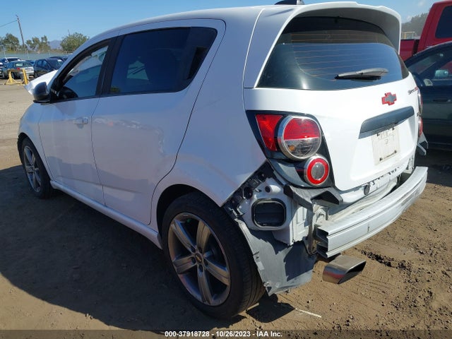 Chevrolet Sonic Rs Manual 2015 1G1JH6SB5F4149206 Image 3