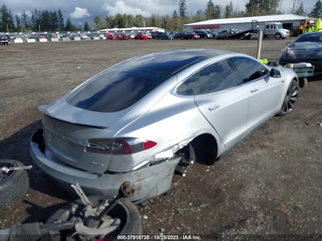 Tesla Model S P85d 2014 5YJSA1H21EFP63106 Image 4
