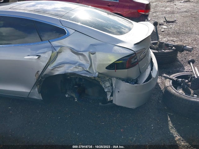 Tesla Model S P85d 2014 5YJSA1H21EFP63106 Image 6