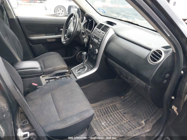 2008 SUZUKI GRAND VITARA VIN: JS3TE941584102390