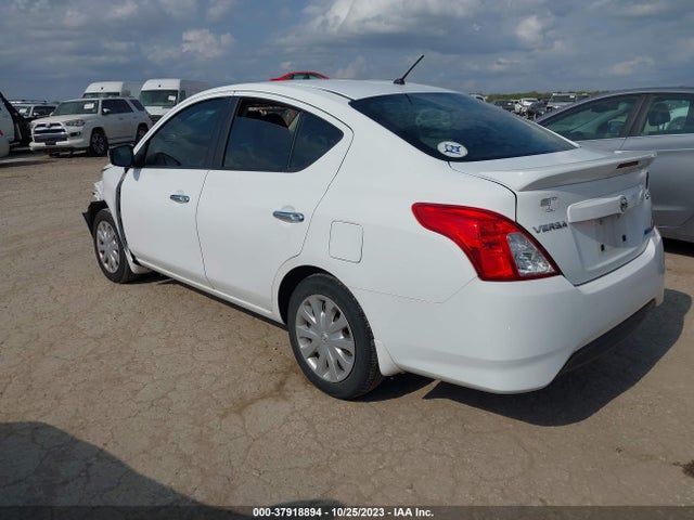 2015 NISSAN VERSA 1.6 SV VIN: 3N1CN7AP5FL931465
