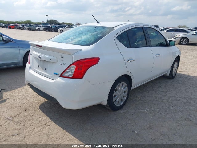 2015 NISSAN VERSA 1.6 SV VIN: 3N1CN7AP5FL931465