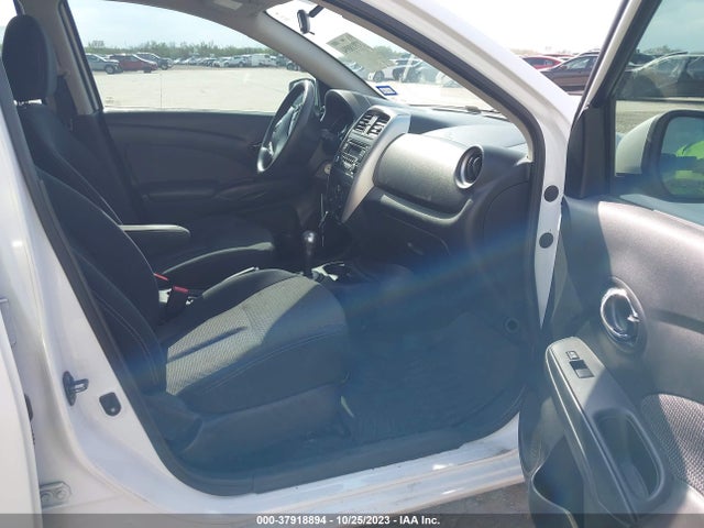 2015 NISSAN VERSA 1.6 SV VIN: 3N1CN7AP5FL931465