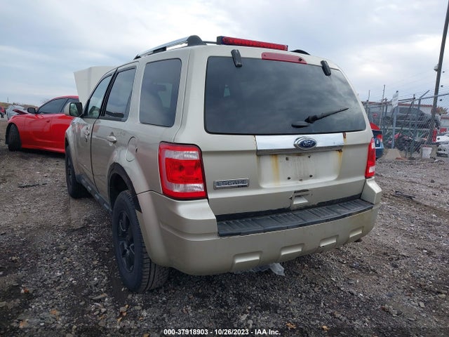 2011 FORD ESCAPE LIMITED VIN: 1FMCU9E79BKA73639