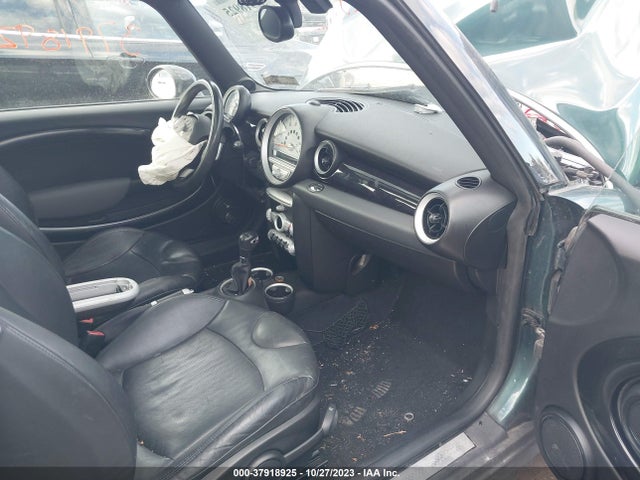2008 MINI COOPER HARDTOP WMWMF73578TV35656 Photo 4