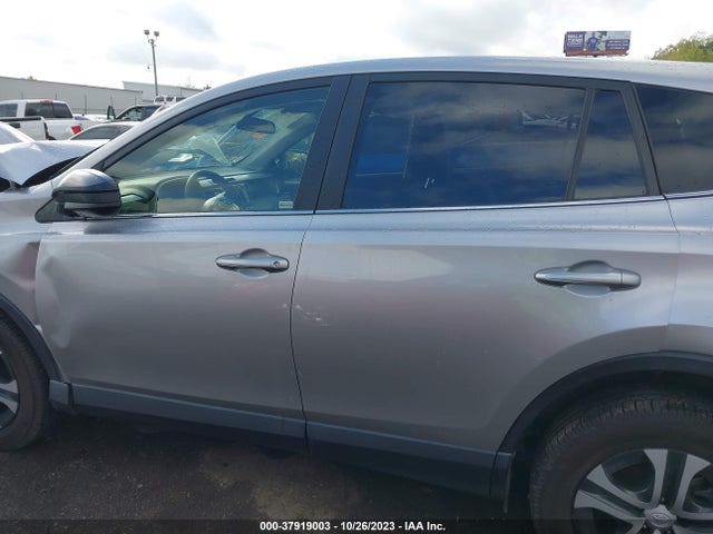 2018 TOYOTA RAV4 LE VIN: JTMZFREV6JJ175475