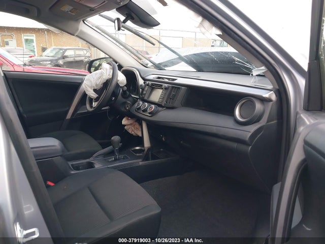 2018 TOYOTA RAV4 LE VIN: JTMZFREV6JJ175475