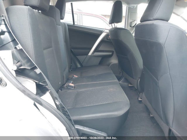 2018 TOYOTA RAV4 LE VIN: JTMZFREV6JJ175475