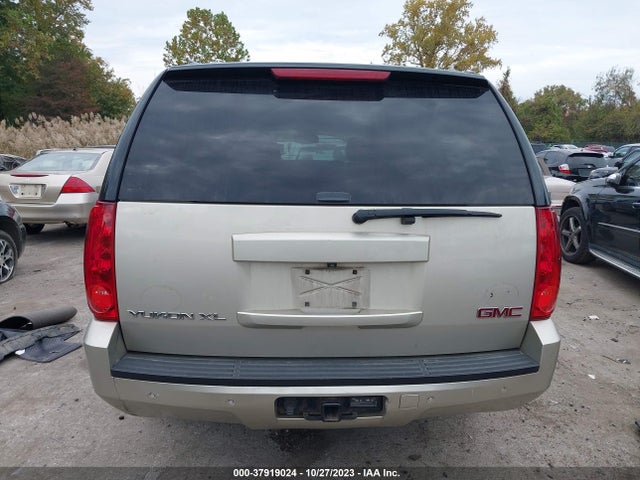 2013 GMC YUKON XL 1500 SLT VIN: 1GKS2KE75DR137011
