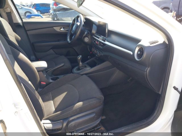 3KPF24AD5ME376851 KIA FORTE FE