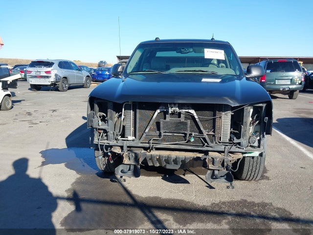 2005 CHEVROLET SILVERADO 1500 LT VIN: 2GCEC13T551261158