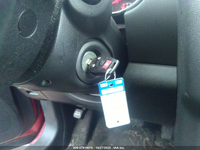 2014 NISSAN ROGUE SELECT S VIN: JN8AS5MV9EW202801